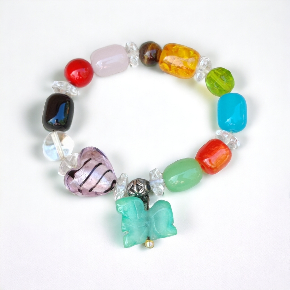 Vintage eccentric art glass & jade foo dog? Or sphinx bracelet